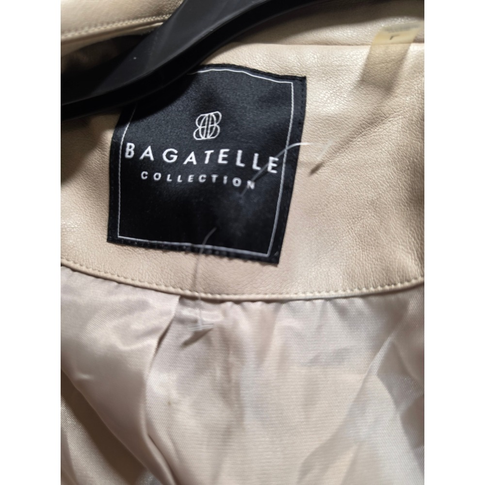 Bagatelle Collection Beige Faux Leather Cropped Trench Jacket Womens Large L - Picture 3 of 9